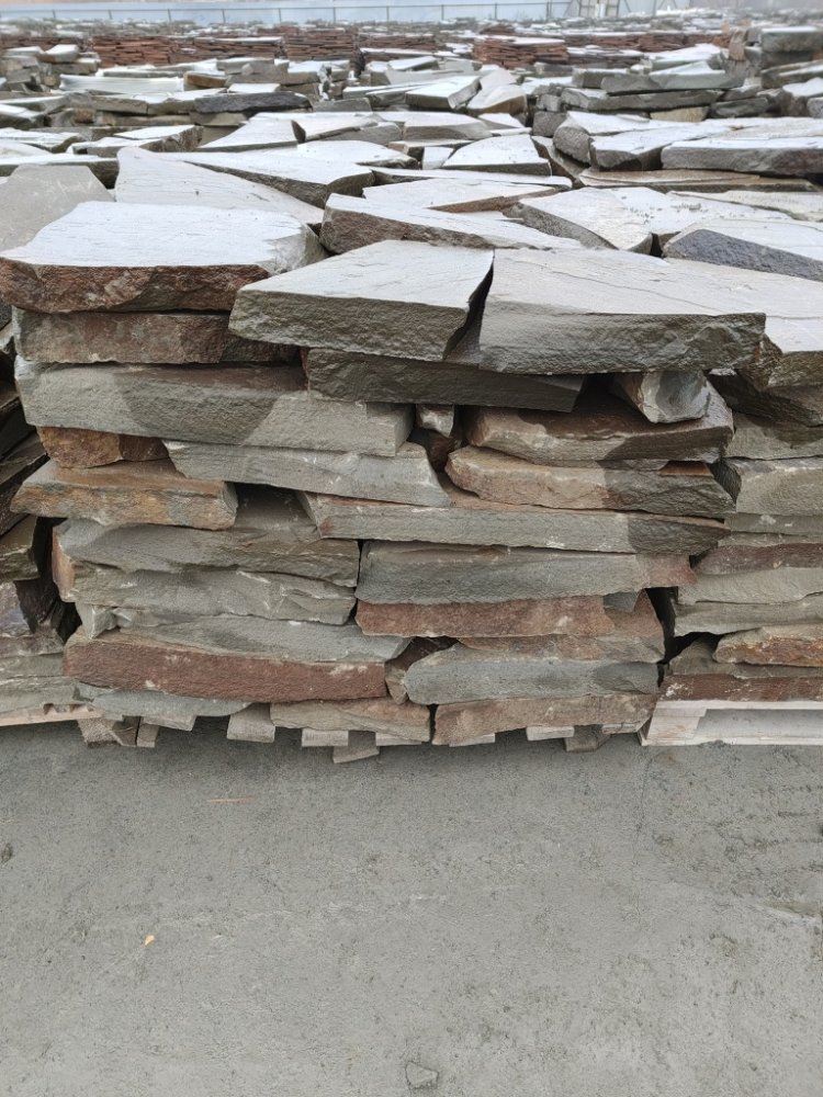 Плитняк песчаник серо-зелёный для мощения 60-65 мм купить в Махачкале