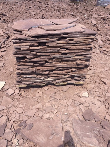 Плитняк лемезит бордовый для цоколя 1,5-2 см купить в Махачкале