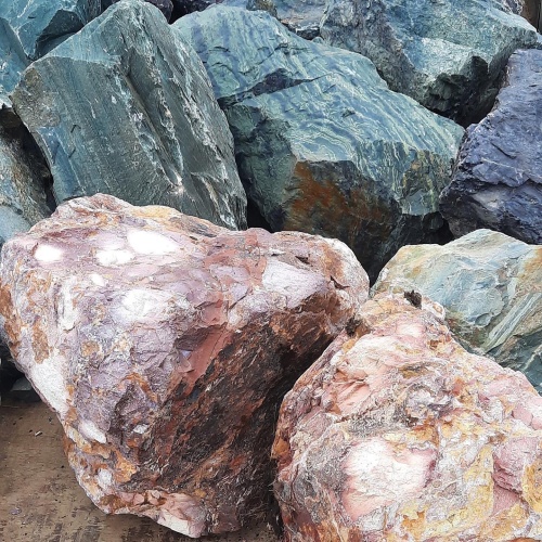 Ландшафтные глыбы красно-фиолетовые 200-1000 килограмм купить в Махачкале