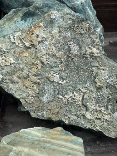 Ландшафтные глыбы зелёные 200-500 килограмм купить в Махачкале