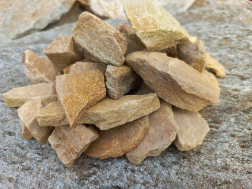 Златолит жёлтый декоративная каменная крошка купить в Махачкале