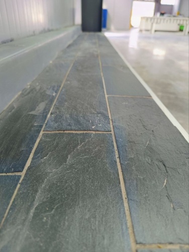 Плитка чёрная из натурального камня фасадная 30 см * 5 см, толщина 7 мм -30 мм купить в Махачкале